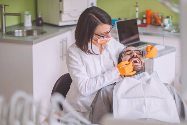 Best Emergency Tooth Extraction  in Wolf Lake, MI